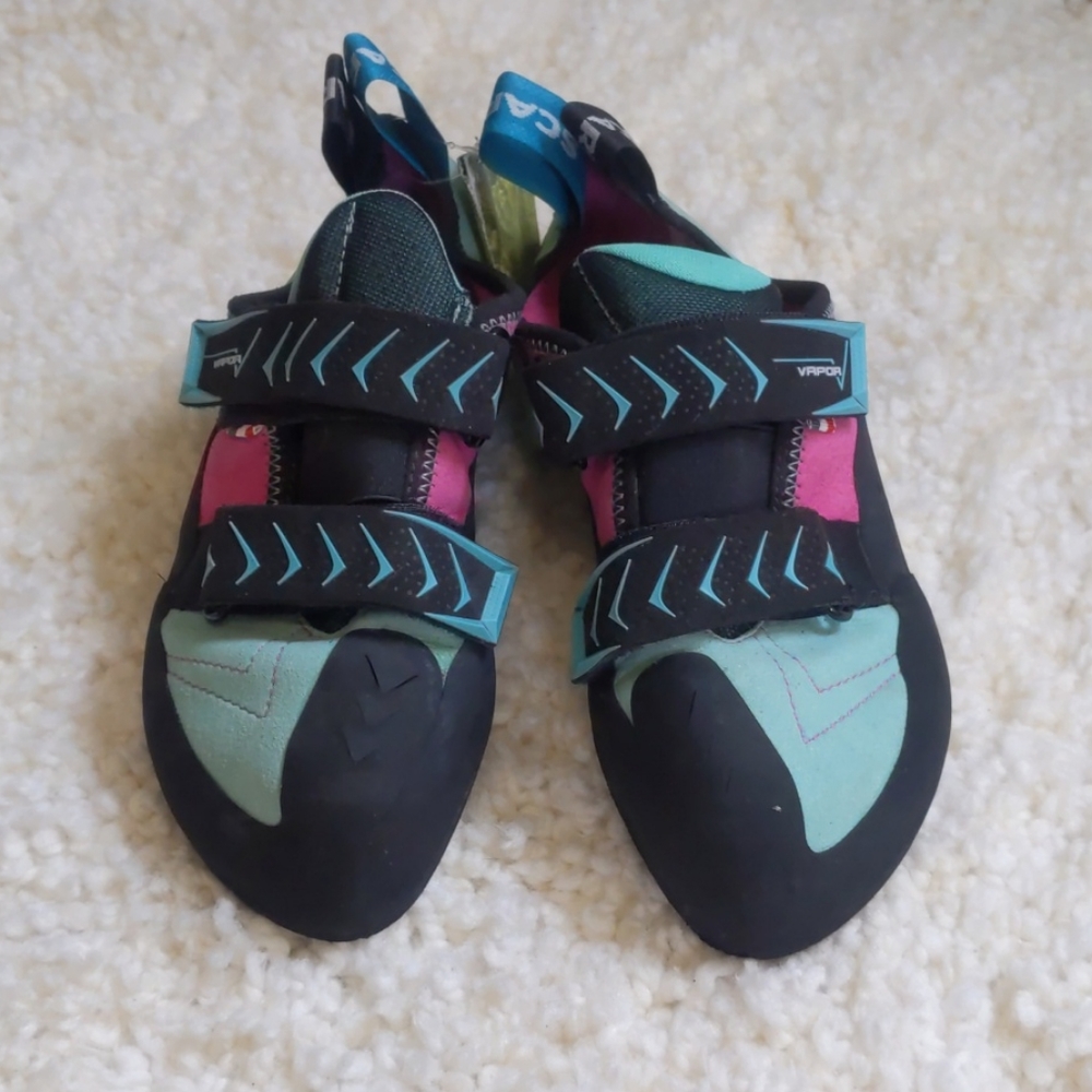 Scarpa Vapor V Womens Climbing Shoe Dahlia/Aqua 40